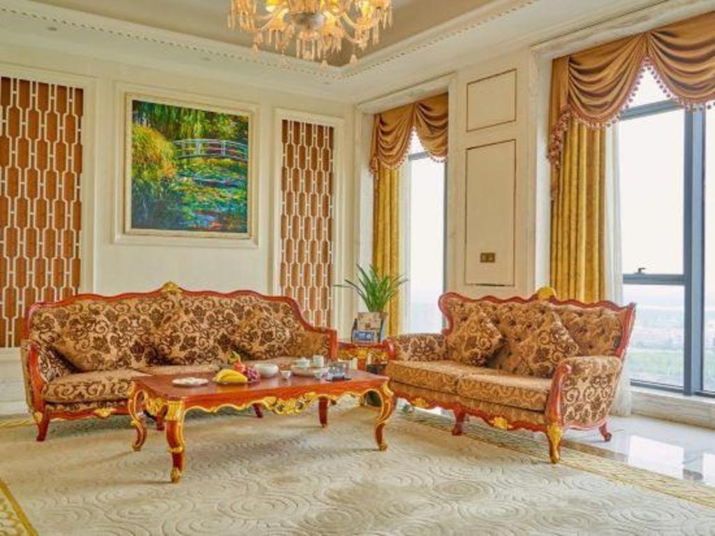 Eurasia Convention International Hotel Wuhan Bagian luar foto